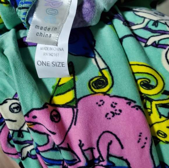 LuLaRoe | OS Leggings One Size Birthday Party Iguana Lizard NEW - Picture 3 of 7